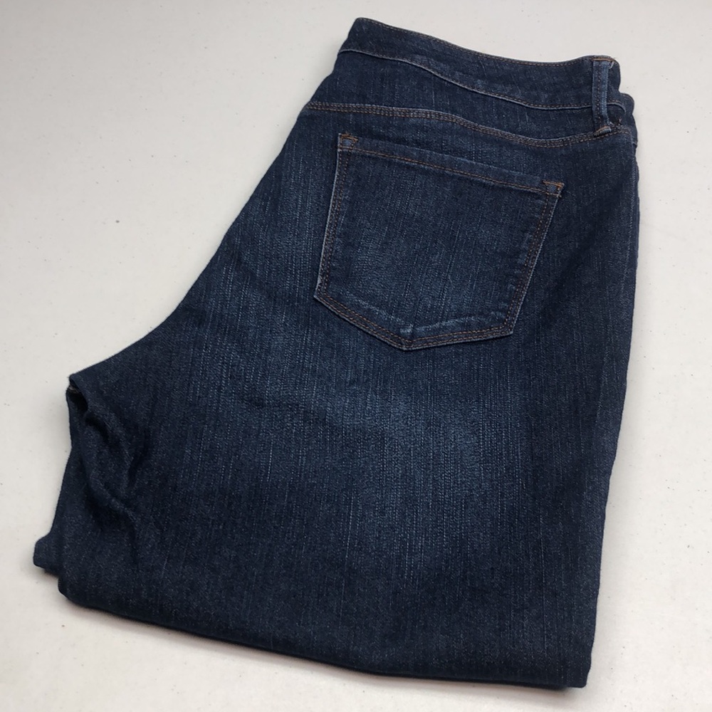 GLORIA VANDERBILT ALL AROUND SLIMMING EFFECT BERMUDA JEANS 10/30x12 ⭐